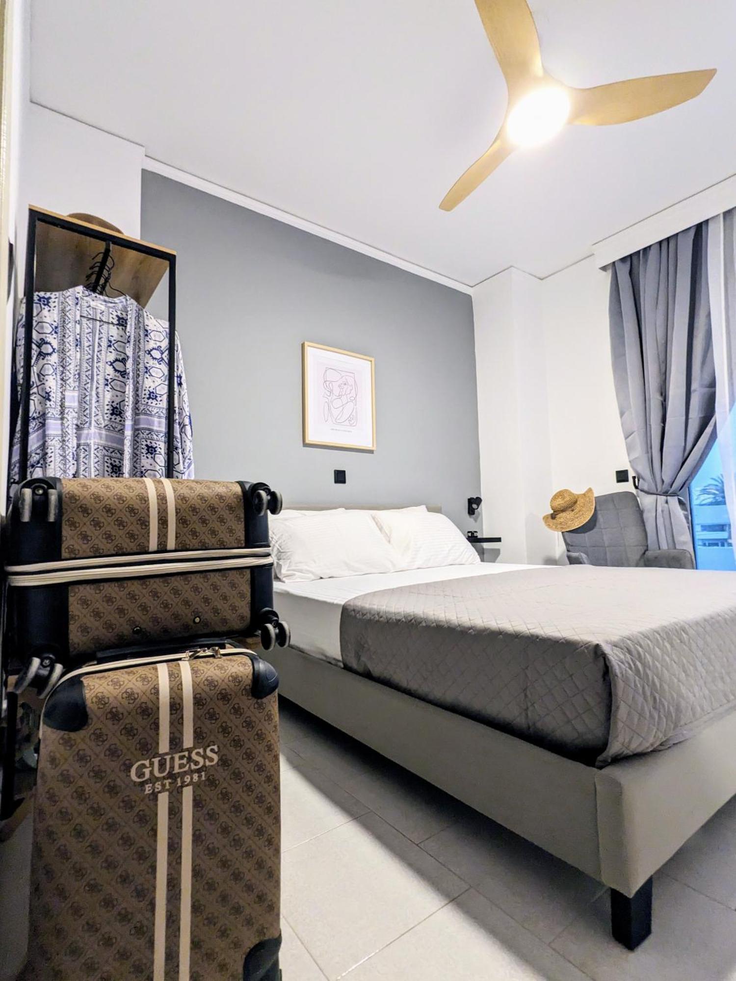 Mini Mansion * Rhodes City